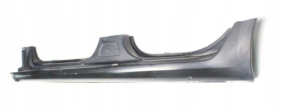 SKODA OCTAVIA 3 5E5 5E9 2012-2020 Próg słupek lewy 5E5809601C 5E9809601C 2/3