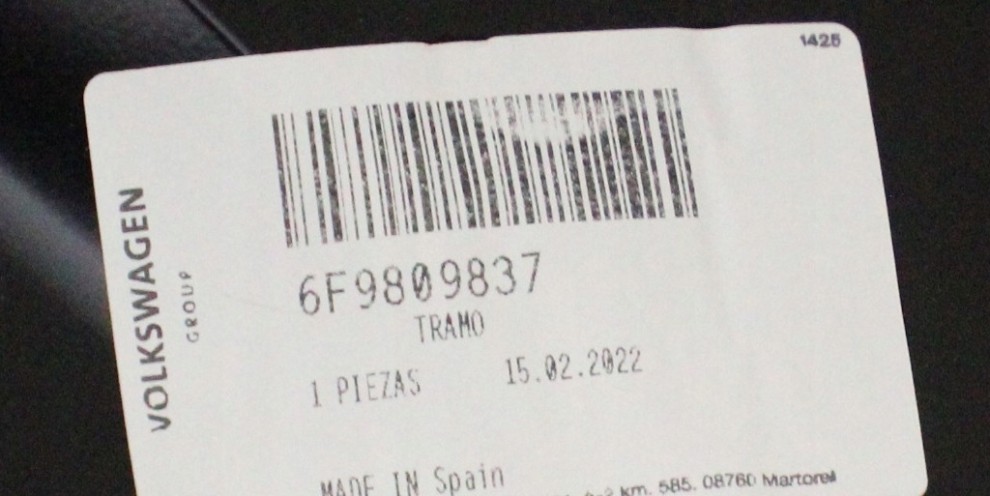 SEAT ARONA 6F9 KJ7 2017-2025 tylny tył błotnik lewy 6F9809837 4/6